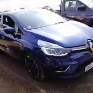 voiture-occasion-02696