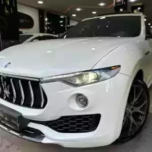 images-maserati-levante-diesel-boite-automatique-12-cv-90001-100000-km-voiture-occasion-maserati-levante-tres-bon-etat-05818