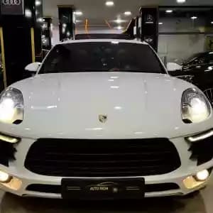 images-porsche-diesel-boite-automatique-12-cv-2016-voiture-d-occasion-macan-s-140000km-06011