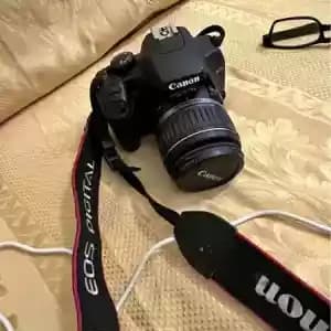 images-camera-canon-06340