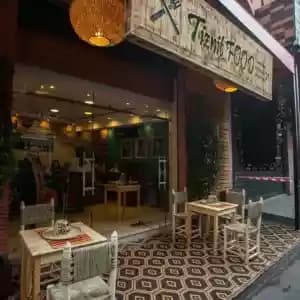 images-location-cafe-restaurant-06368