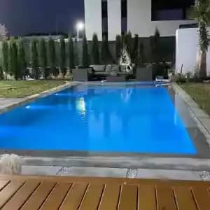 images-location-rez-de-jardin-appartement-piscine-privee-06456