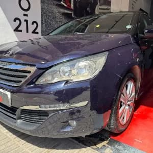 images-peugeot-308-diesel-6-cv-2016-boite-auto-168000-km-06599