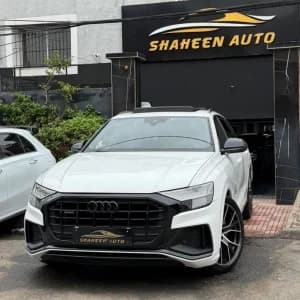 images-audi-q8-s-line-07030