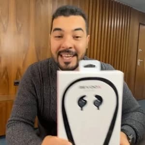 video-ecouteurs-bluetooth-07428