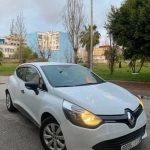 images-renault-clio-voitures-doccasion-07673