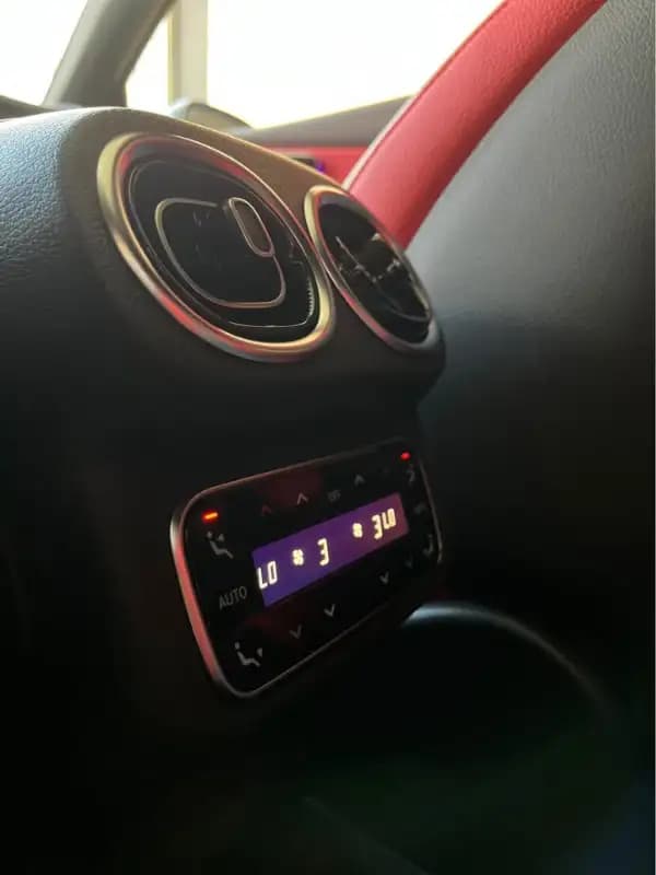 carousel-4