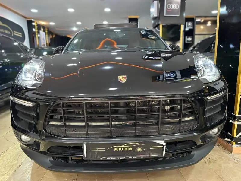 images-porsche-macan-diesel-12-cv-2018-90001-100000-km-tout-option-voiture-d-occasion-06201