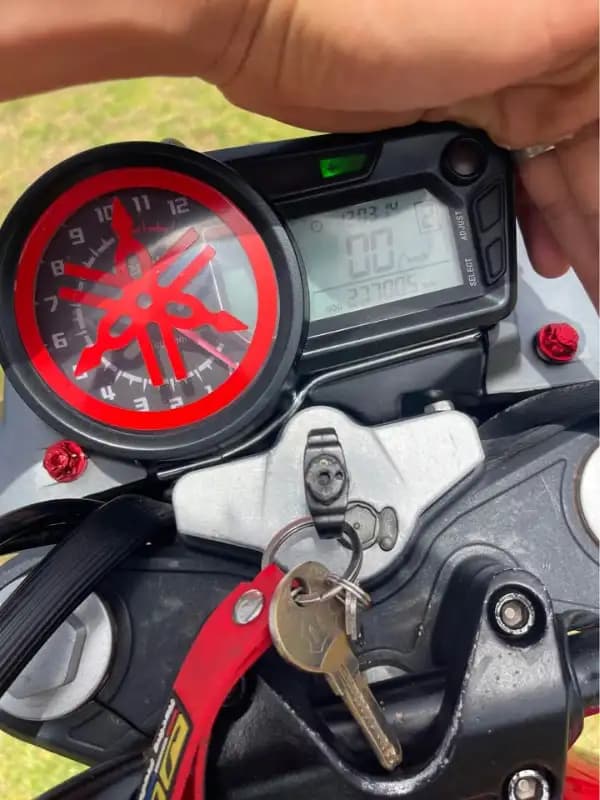 images-moto-vlx-2019-06274