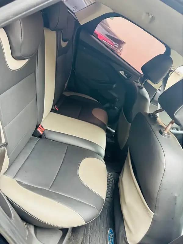 images-ford-focus-06282