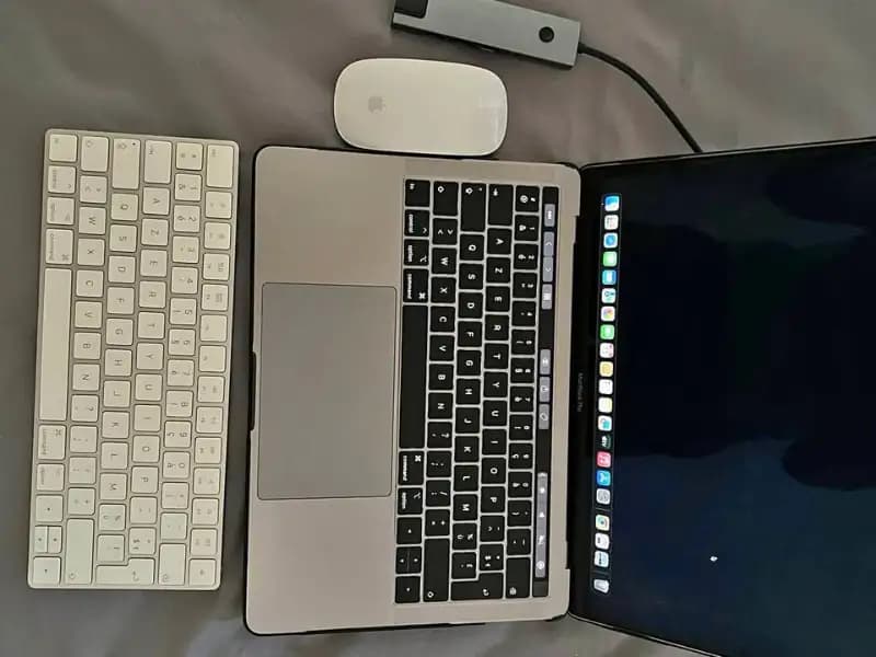 images-pc-portable-macbook-06312