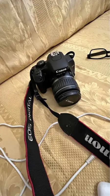 images-camera-canon-06340