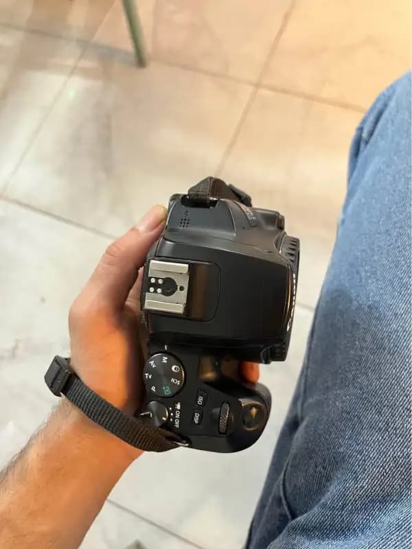 images-camera-canon-06367