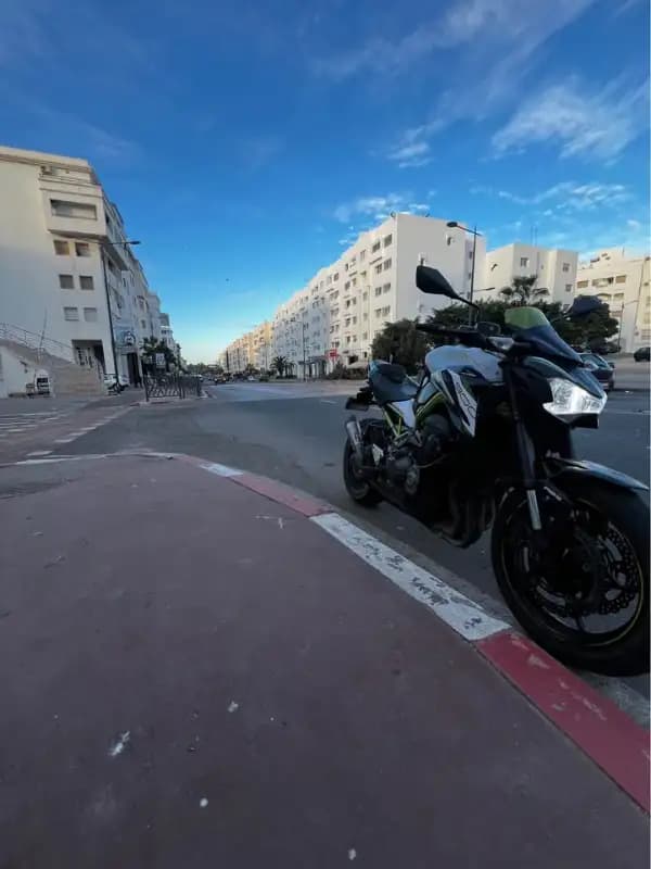 images-moto-z900r-kawasaki-06372