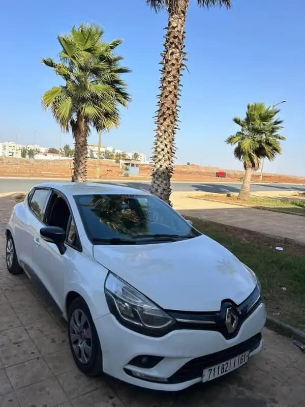 images-clio-4-06405