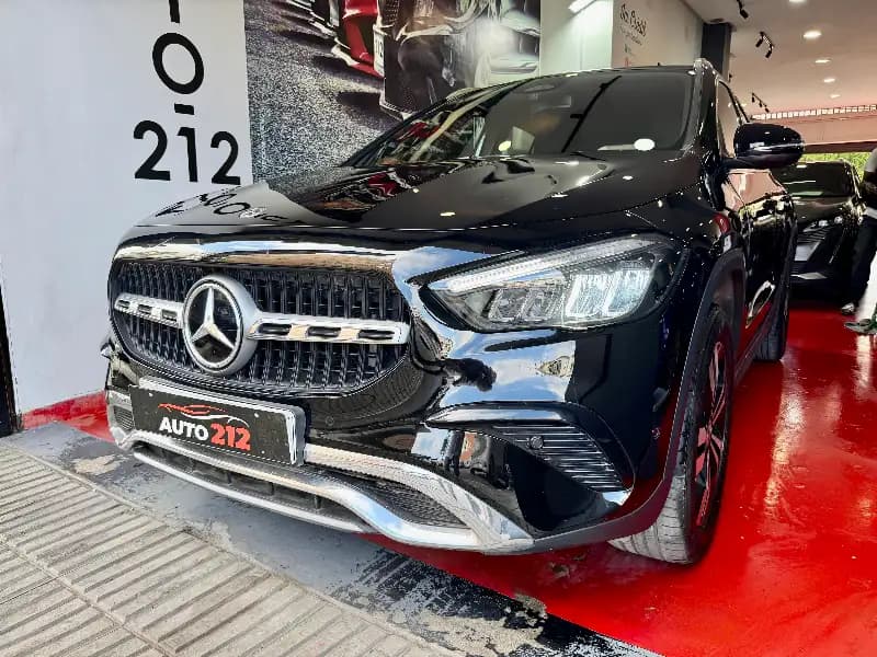 images-mercedes-diesel-8-cv-2024-voiture-occasion-gla-200-1-er-main-06523