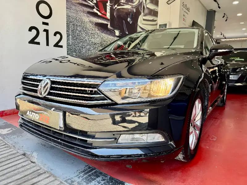 images-volkswagen-diesel-8-cv-2018-imprtee-neuf-130550-km-passat-06534