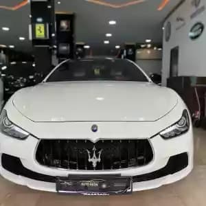 images-diesel-boite-automatique-12-cv-2016-90001-100000-km-voiture-occasion-voiture-tout-option-maserati-ghibli-06012