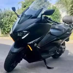 images-moto-tmax-2020-06296