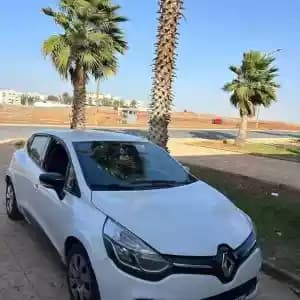 images-clio-4-06405