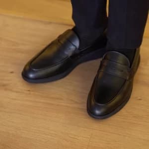 habillement-et-mode-chaussures-mode-homme-05475