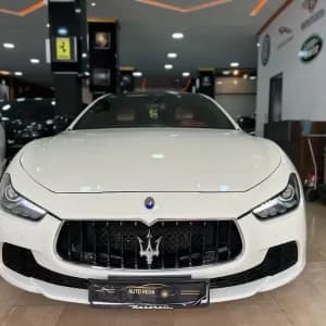 images-diesel-boite-automatique-12-cv-2016-90001-100000-km-voiture-occasion-voiture-tout-option-maserati-ghibli-06012