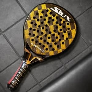 images-raquettes-de-padel-raquette-siux-electra-st4-06905