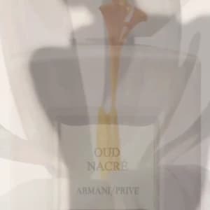 video-parfums-oud-nacre-07822