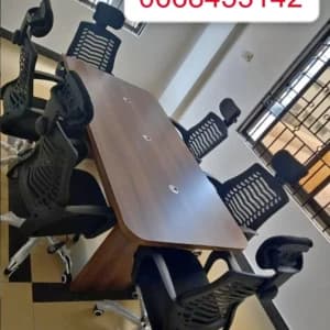 images-marguerite-chaise-reglable-chaise-president-taol-agtmaaaat-table-de-reunion-taol-agtmaaaat-llshrkat-table-pour-entreprises-chaise-operateur-krsy-mshghl-07885
