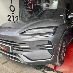 images-2025-9cv-1-er-main-garagee-doccasion-byd-hybride-byd-seal-u-4300-km-07918