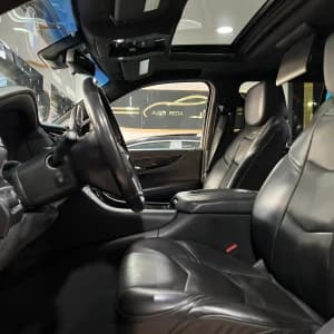 images-cadillac-casablanca-maarif-08145