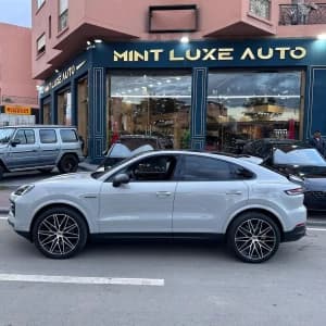 images-porsche-cayenne-08252