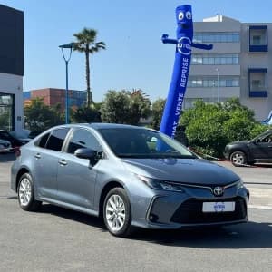 images-toyota-corolla-voitures-doccasion-08255