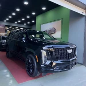 images-cadillac-escalade-10579