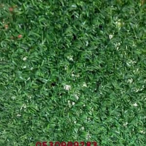 video-grillage-gazon-arbres-artificiels-10985