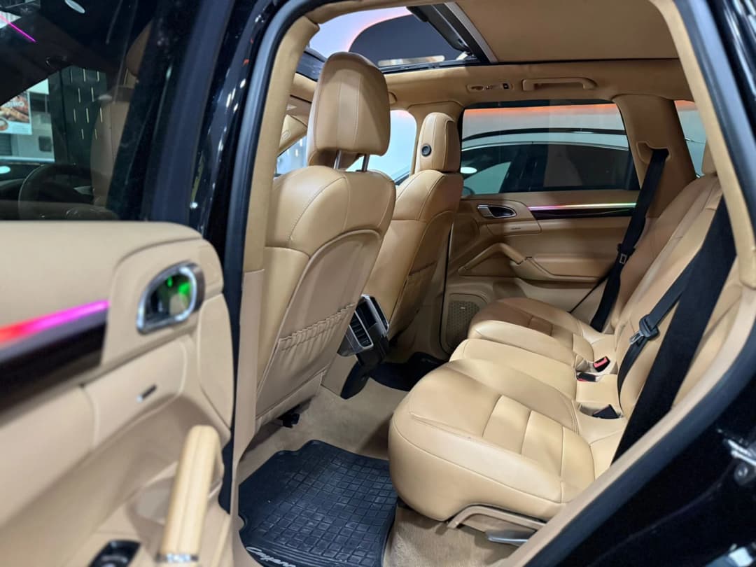 carousel-4