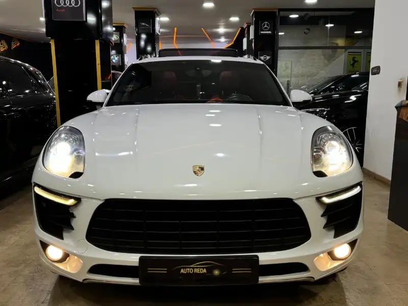 images-porsche-diesel-boite-automatique-12-cv-2016-voiture-d-occasion-macan-s-140000km-06011